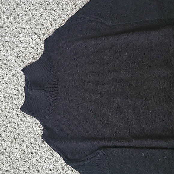 Halogen Shoulder cut out sweaters (2) - Picture 5 of 6